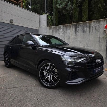 AUDI Q8 55 TFSIe Black Line Pl quattro tip