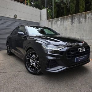AUDI Q8 55 TFSIe Black Line Pl quattro tip