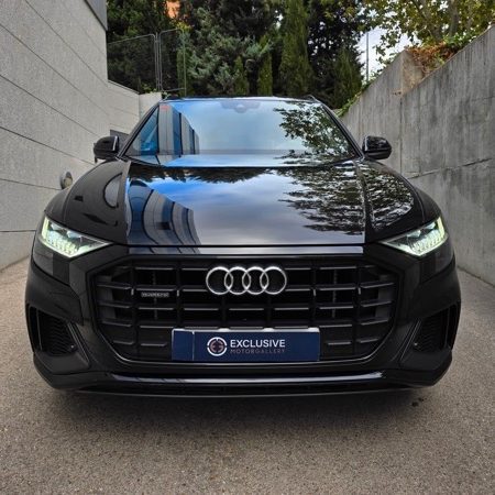 AUDI Q8 55 TFSIe Black Line Pl quattro tip